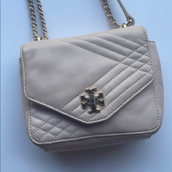 👛TORY BURCH PINK CHEVRON PURSE - Picture 2 of 5